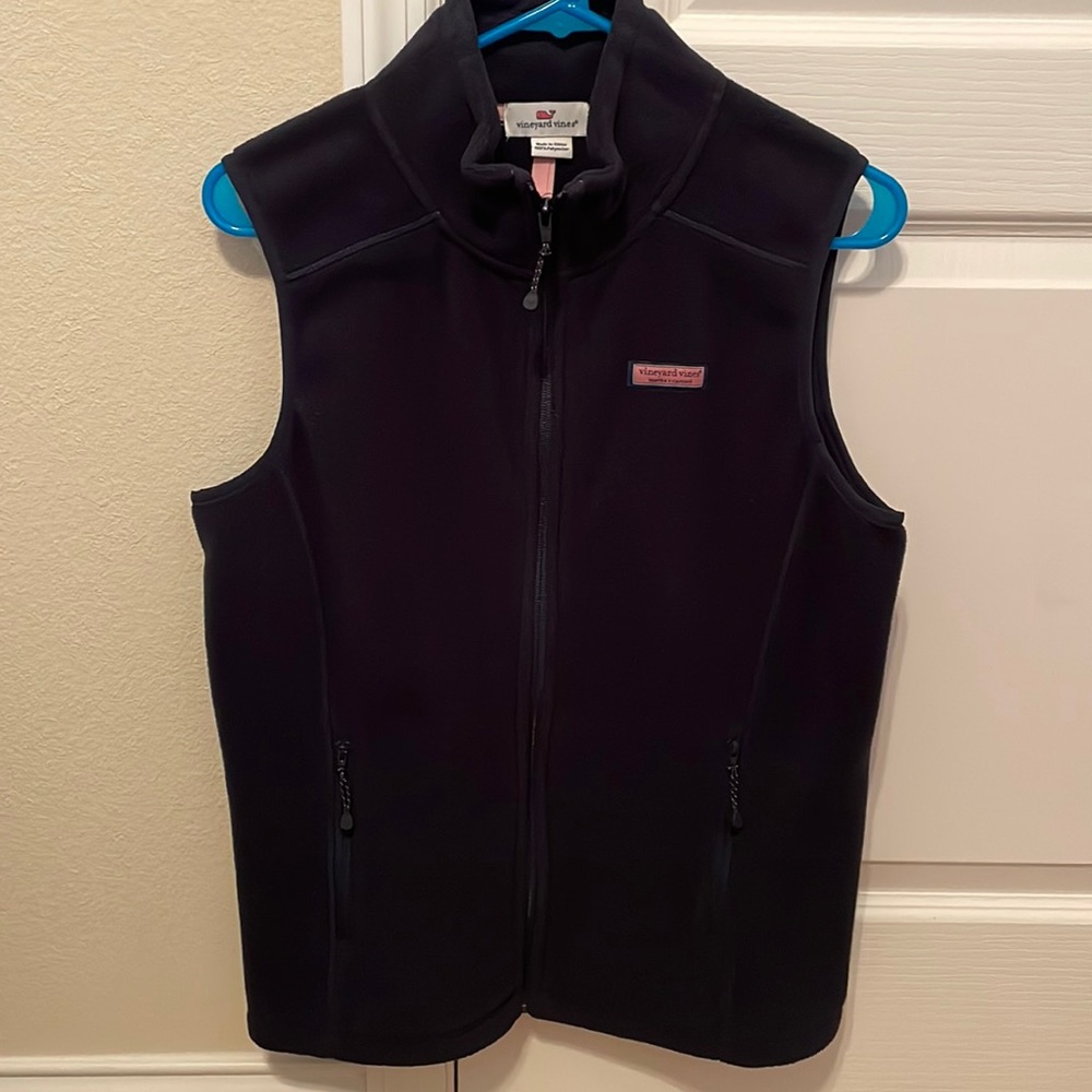 Vineyard vines vest